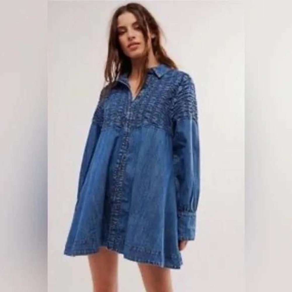 Free People Find Me Now Denim Smocked Button Down Mini Dress Tunic Pockets L